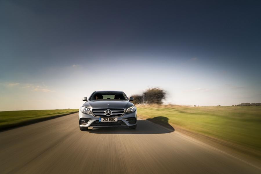  Mercedes-Benz E220 d AMG Line 2016 года  (UK) (фото 23 из 31)